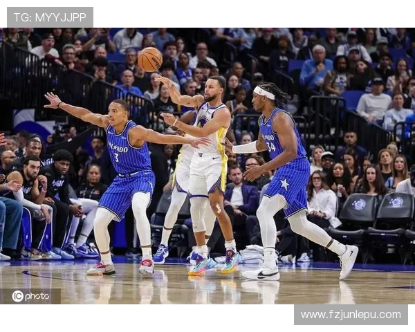 库里空砍34+9巴特勒33分 勇士客场不敌魔术